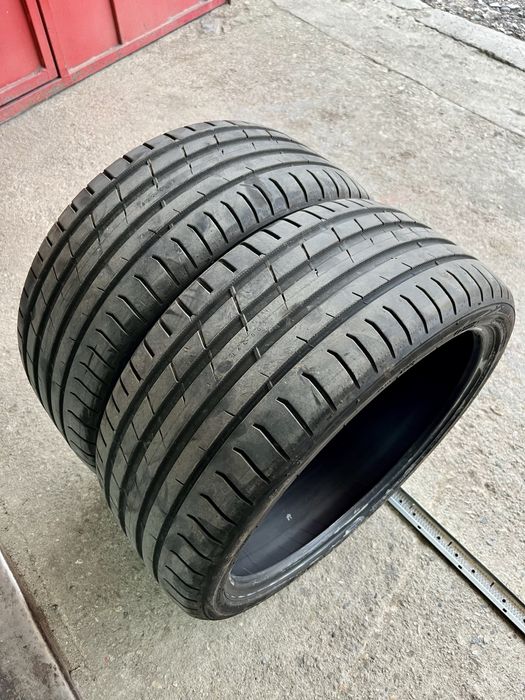 2 броя Летни Гуми 245/35/20 NOKIAN ДОТ: 1022 7мм