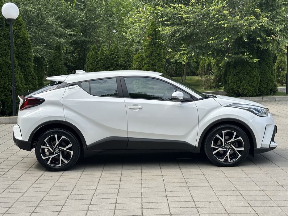 TOYOTA C-HR 2024 — imagine 5
