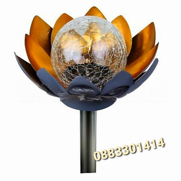 Соларна лампа Лотос