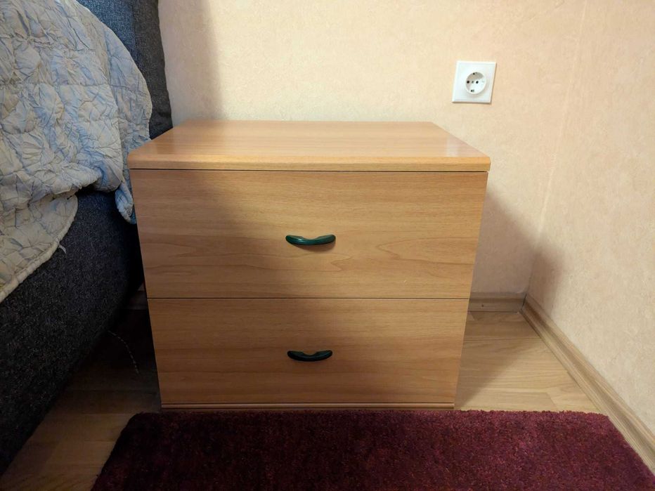 Мебели за спалня - италианско обзавеждане от естествен фурнир