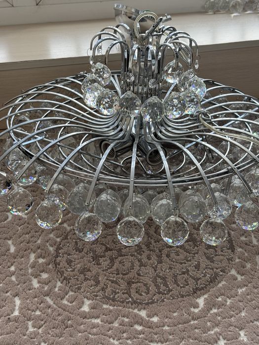 хрустальная люстра