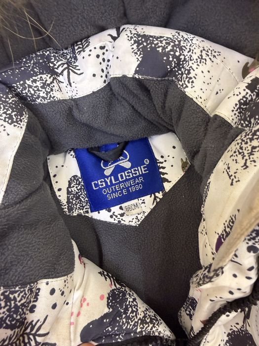 Продам детские куртки