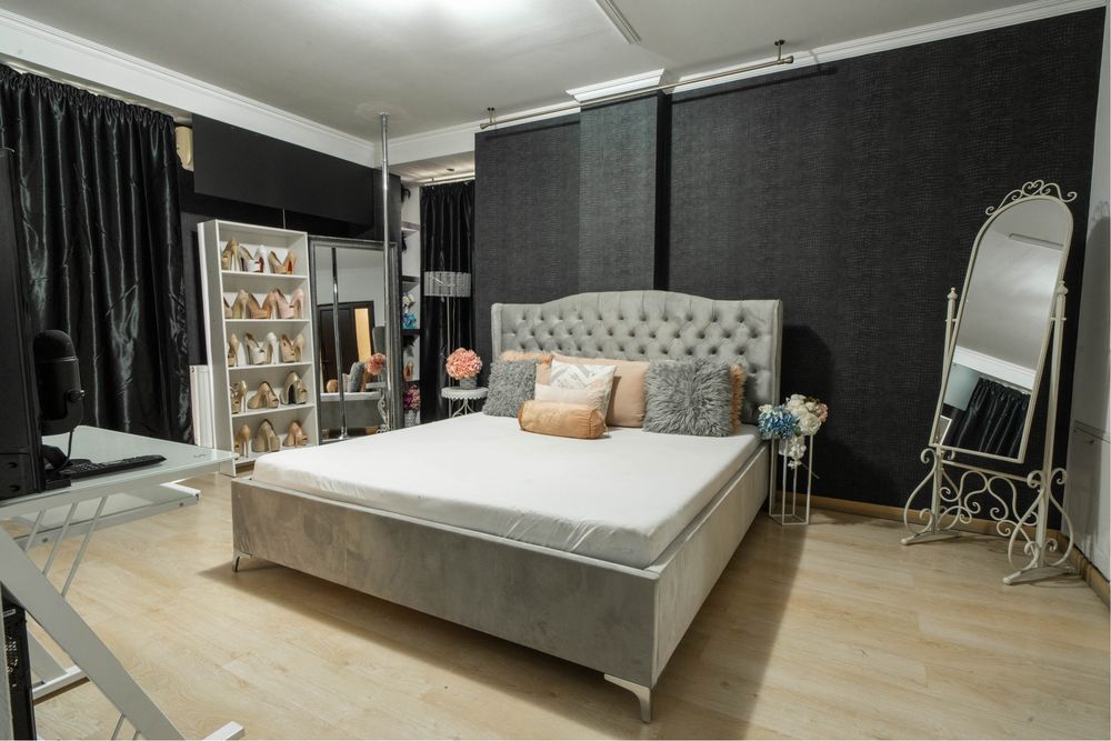 Vand Studio Camming Cluj la cheie