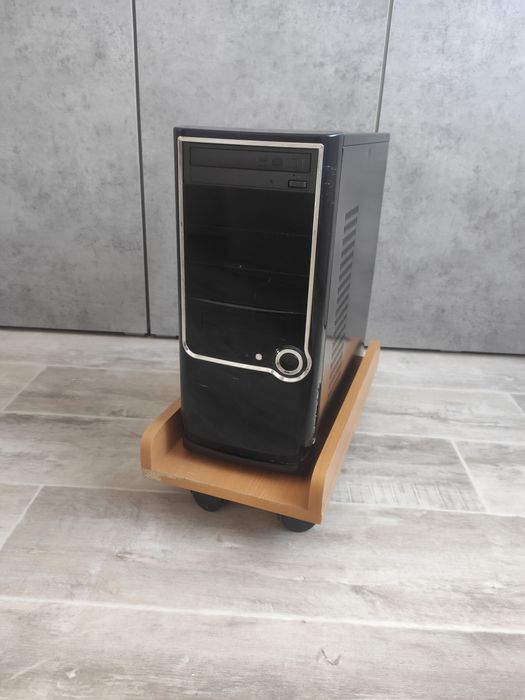 Системный блок в хорошем состоянии