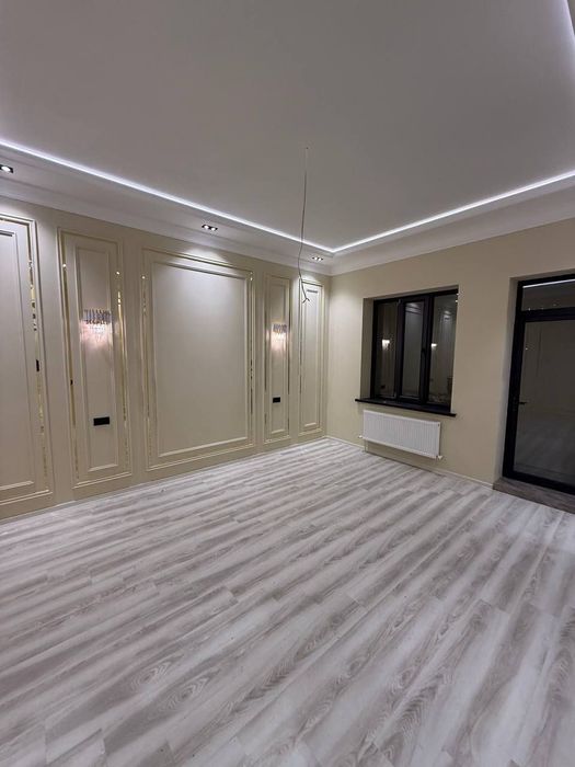 Ховли уй жой сотилади