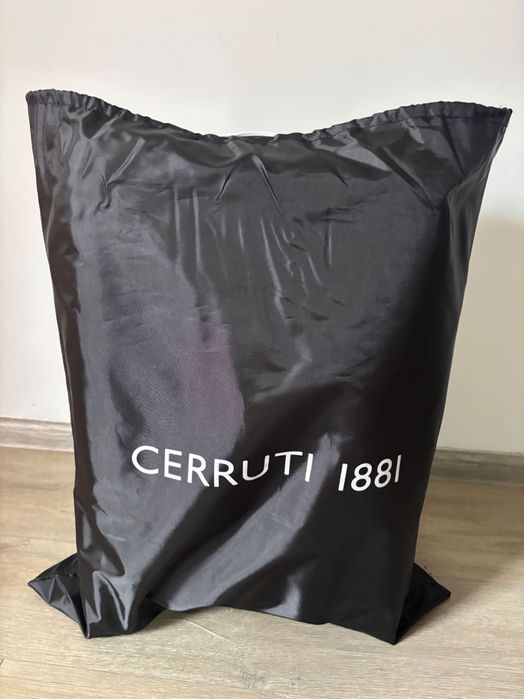 Луксозен малък куфар с колелца - CERRUTI 1881 NTT516B