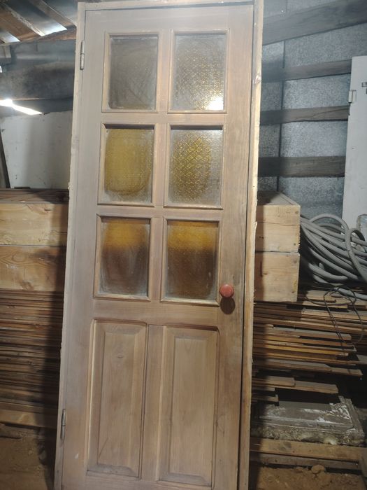 Продам деревянные двери