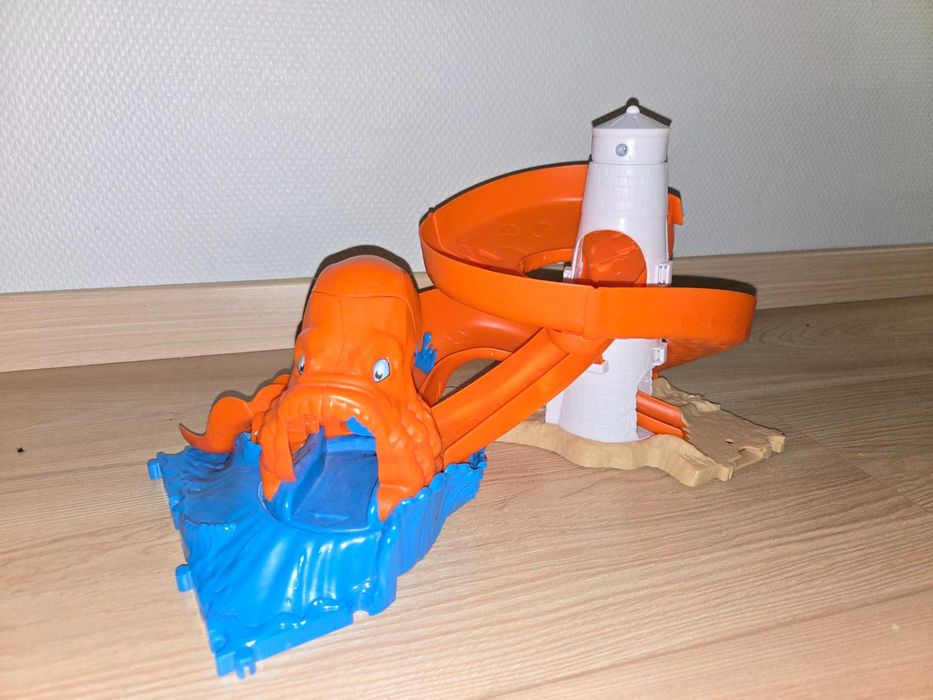 Hot Wheels / Хот Уилс Писта