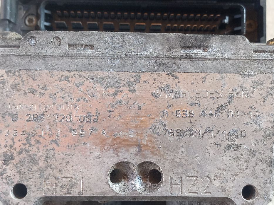 ABS Модул Mercedes V230