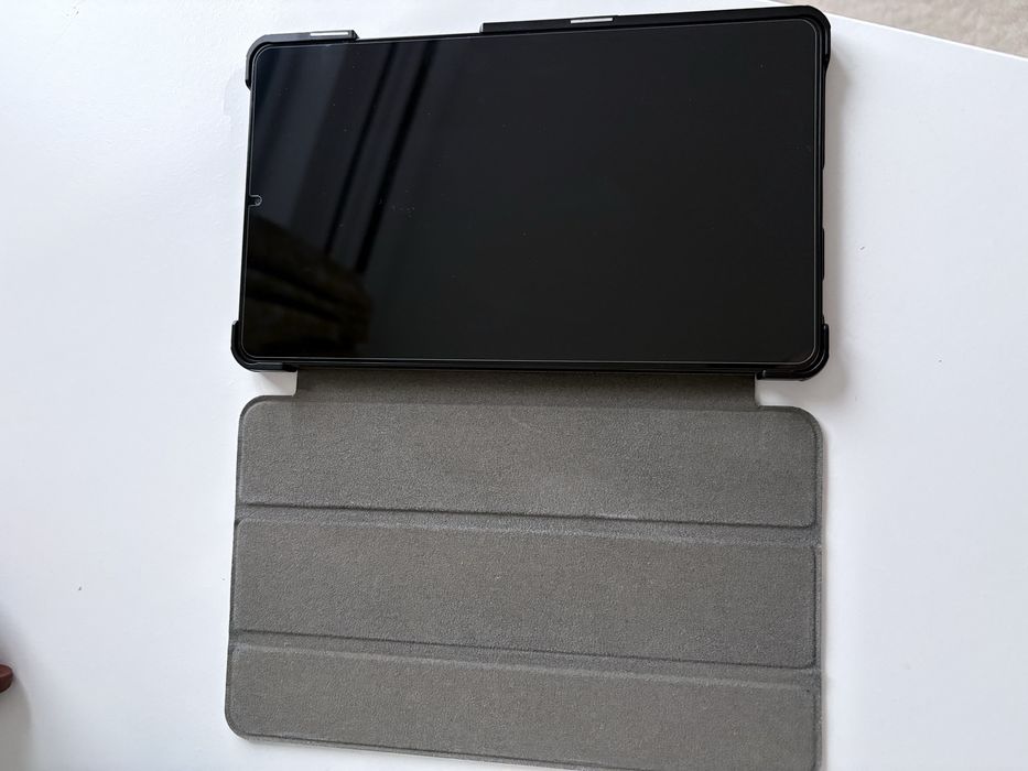 Tableta Samsung Tab A9 4GB/64GB 4G - Ca nouă, baterie excelenta!