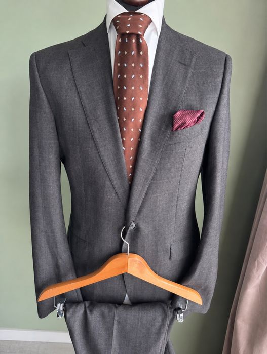 Costum barbatesc Joop Old Money de lana in carouri