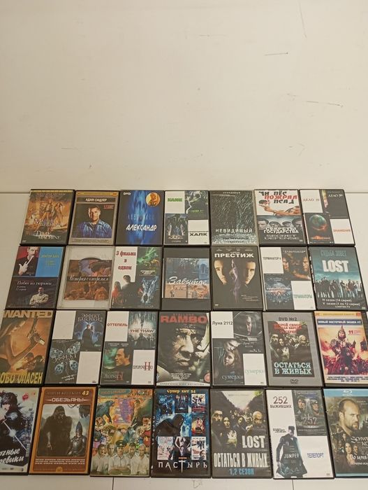 Видео кассеты. СД диски