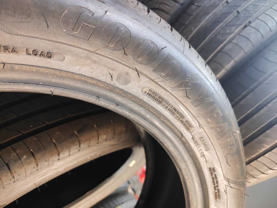 4бр.летни гуми 215/55/17 Goodyear