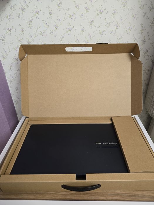 Продам ноутбук Asus VivoBook 15