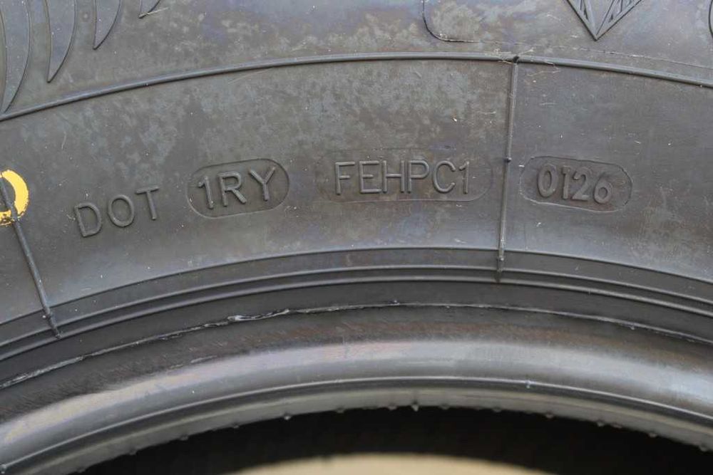 Anvelope vara noi 215/65R16 (4 modele)