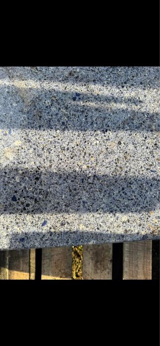 Плочки и плотове технически камък