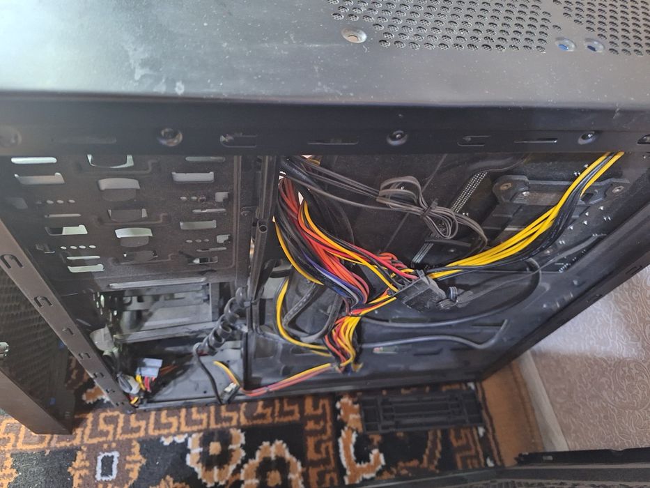 Продам компьютер на запчасти