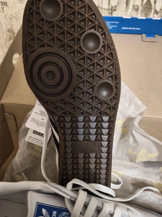 Кроссовки Adidas