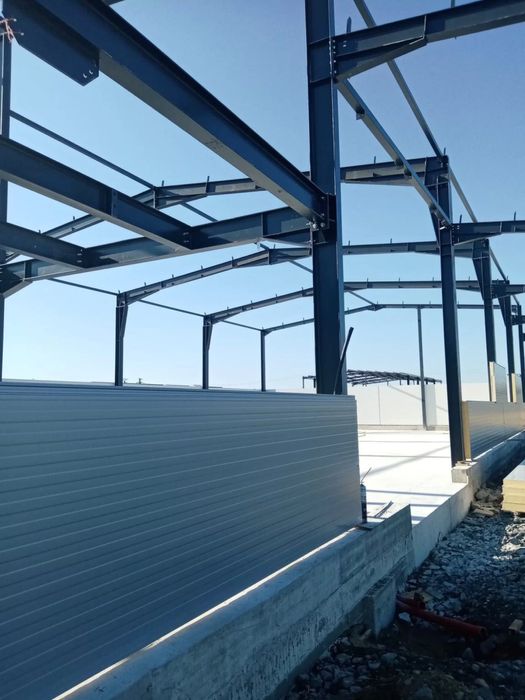 Vand hale metalice orice dimensiune proiect montaj transport cuzineti