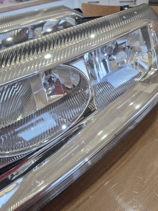 Кристални фарове VALEO за Рено Лагуна 2