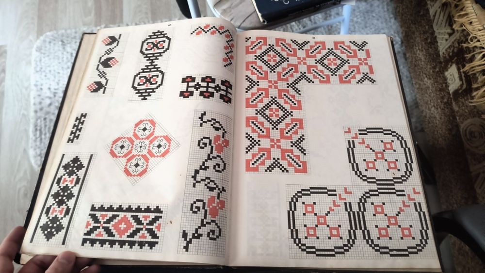 Album cusături moldovenești