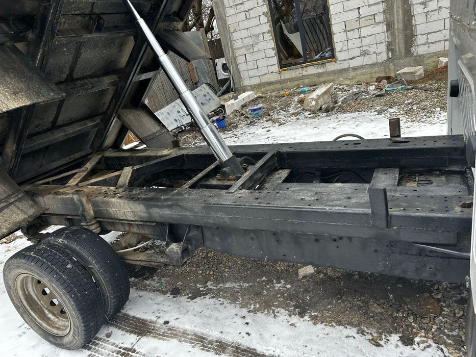 Vând Ford tranzit basculabil