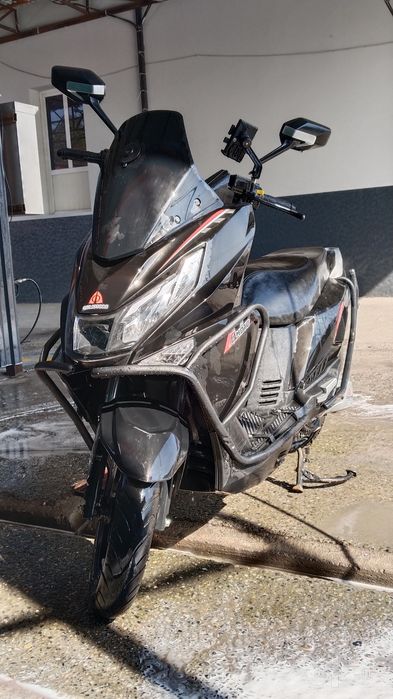 Benzinli skuter tigr 150 kub