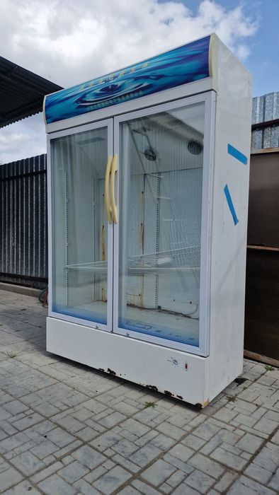 Холодильная витрина