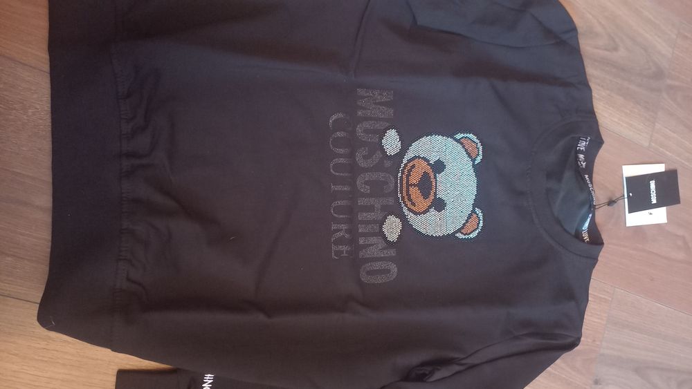 Дамскa блузa  Moschino.