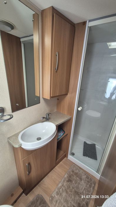 Rulota de inchiriat Swift Charisma 550 | 5 locuri | Off-Camping | 300 RON / zi