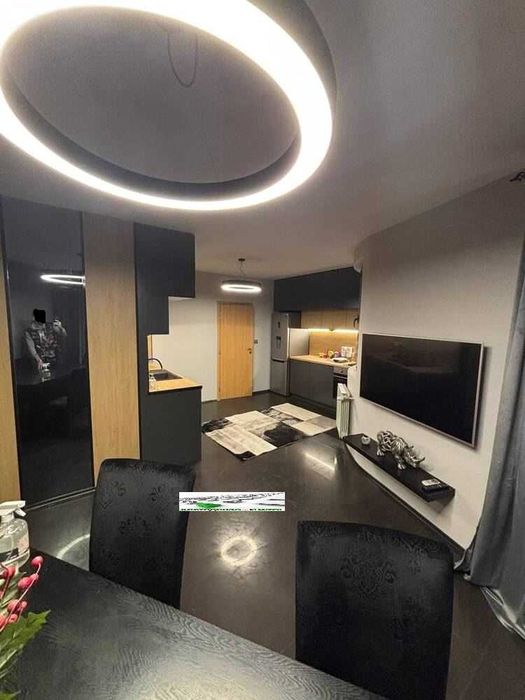 Продава се Многостаен апартамент в Пловдив, Кършияка - 153 кв.м за 2500 €/кв.м - Снимка #2