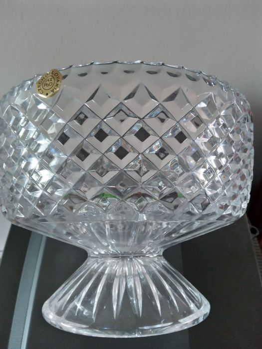 ..Кристал 24%Pbo Кристална ваза ,Кристална купа на столче Чех