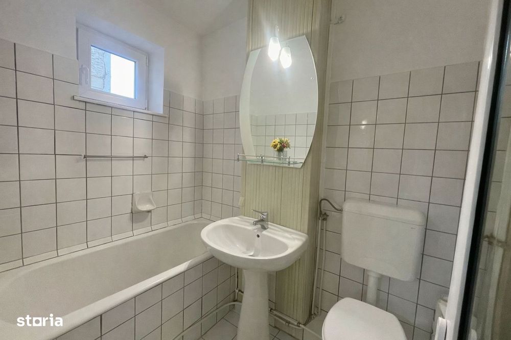 Apartament 3 Camere Mobilat | 65 Mp | Parcare | Boxa | Radauti