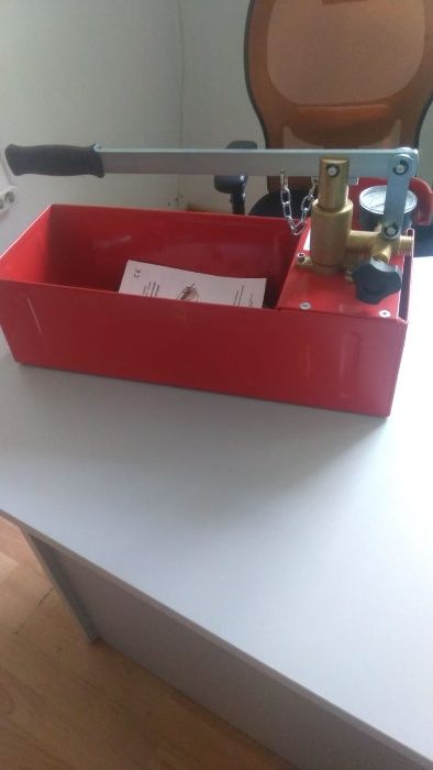 Итальянский Опрессовочный насос MGF