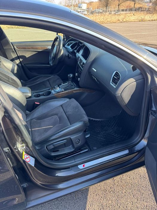 Audi A5 Recent servisat cutie cotă zero distribuție schimbată și volantă.