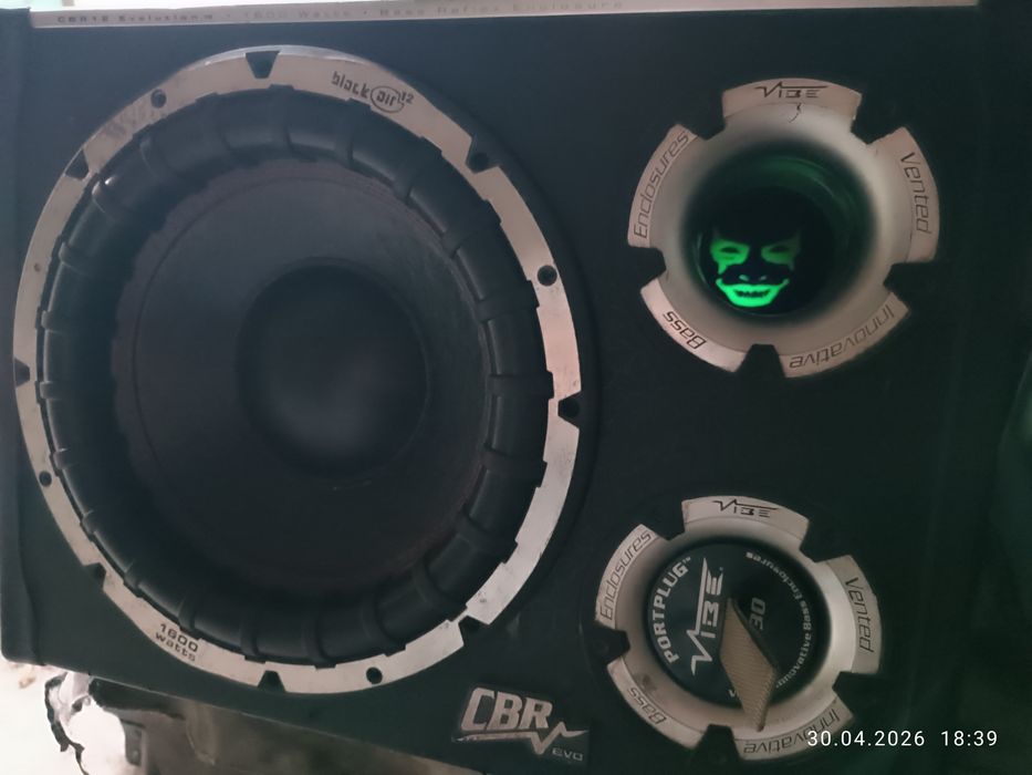 Продам Сабвуфер  1600 + ват