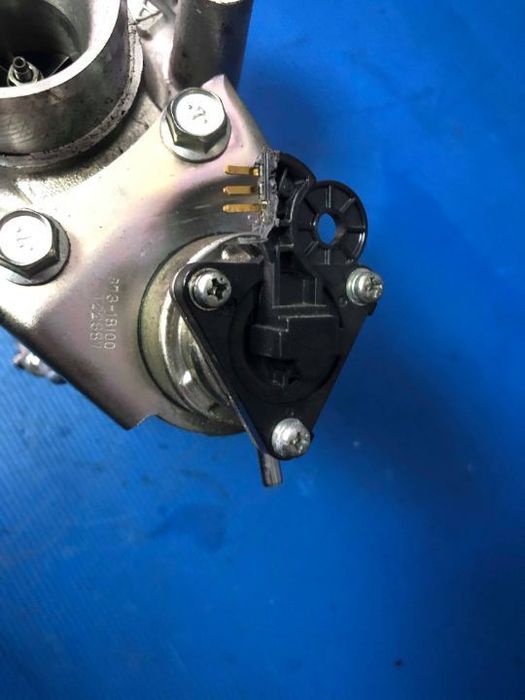 Turbina defect mufa   1.6 hdi citroen c3 c4 peugeot 207 308 partner