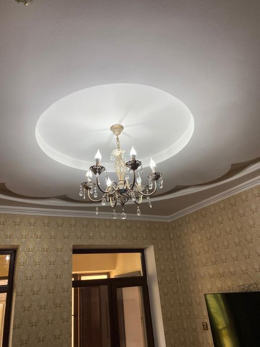 Продается люстры