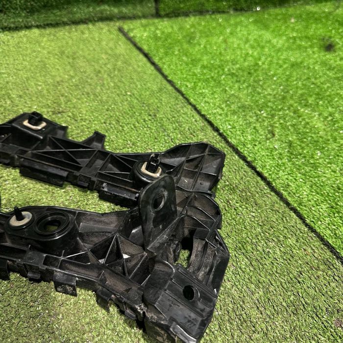 Крипление Mazda-3