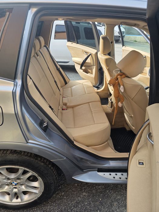 Vând sau schimb bmw x3 2.0 benzina