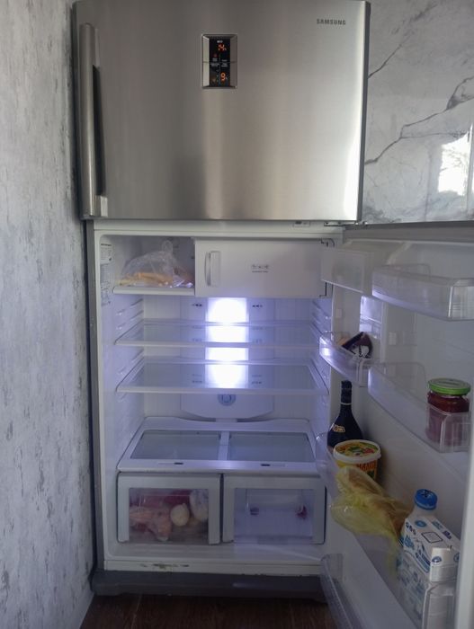 Холодильник Samsung No frost