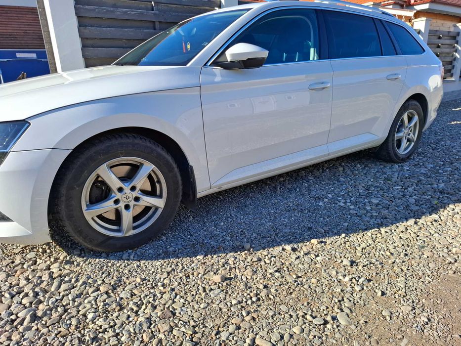 Jante aliaj cauciucuri iarna 215 60 16 skoda audi vww