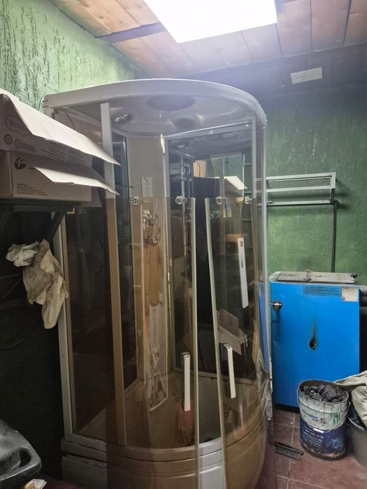 Продам Душевую кабинку