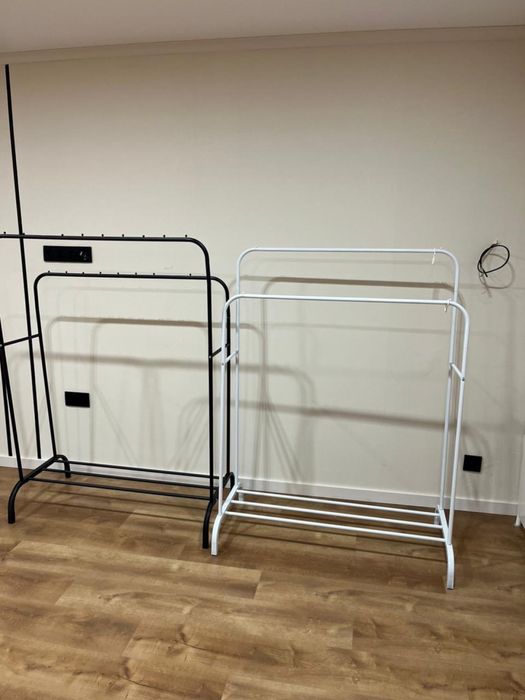 вешалки комнатные