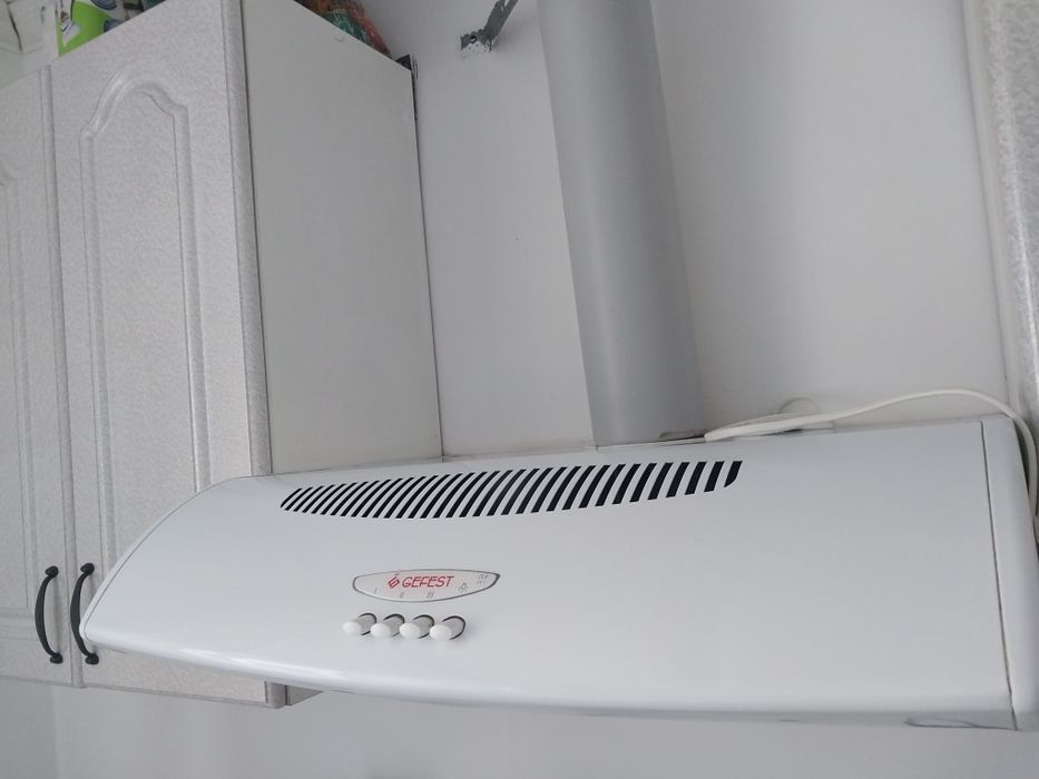 Продам вытяжку продам