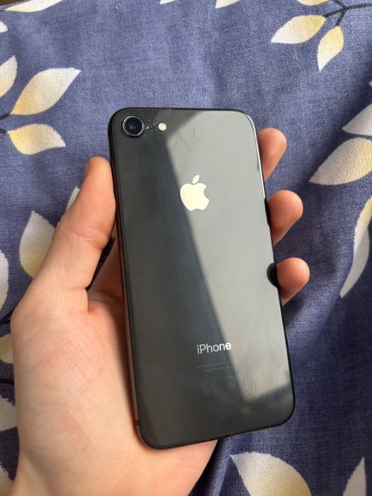 Айфон 8 64\100% продам