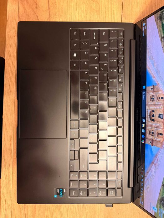 Samsung Galaxy Book Pro 15.6" AMOLED | 1TB SSD | Ultra-Light Sub 1kg