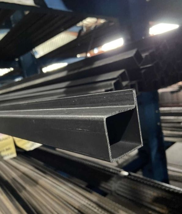 Țeavă Stâlp Rectangulară Neagră Gard 80x80x3 6ml