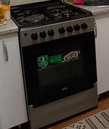 Продам электроплиту