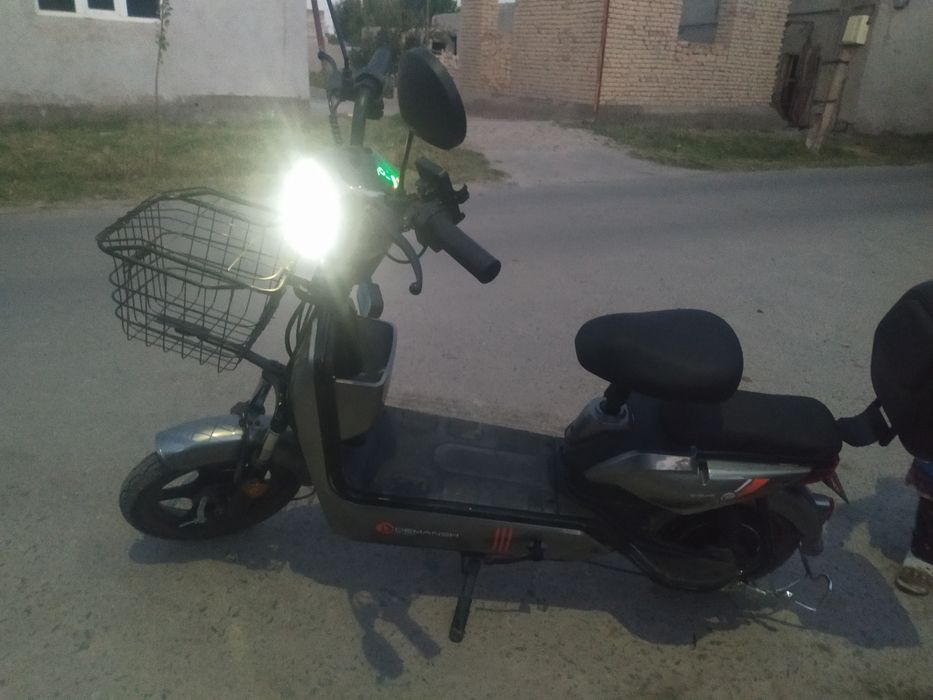 Elektro Skuter sotiladi yangi